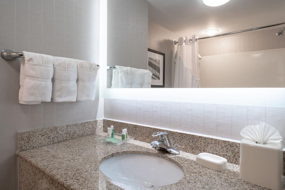 Holiday Inn Manassas - Battlefield By Ihg Exterior photo